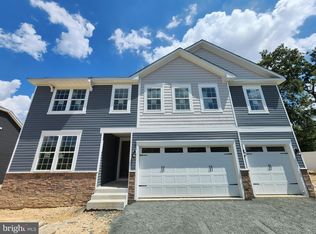 8717 Carbo Dr, Jessup, MD 20794