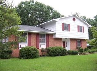 605 S Turnpike Rd, Laurinburg, NC 28352