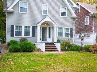 1194 Cleveland Heights Blvd, Cleveland Heights, OH