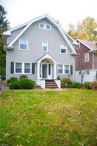 1194 Cleveland Heights Blvd, Cleveland Heights, OH, 44121