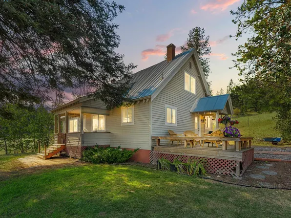 8410 W Valley Rd, Clayton, WA 99110