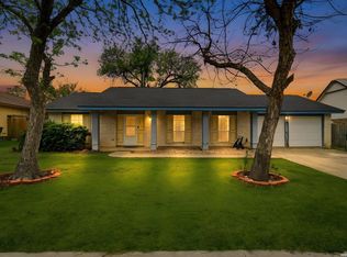5818 Burgoyne St, San Antonio, TX 78233