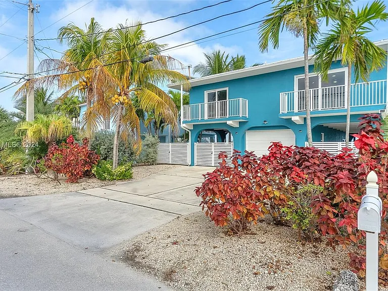441 La Fitte Rd — Photo 4