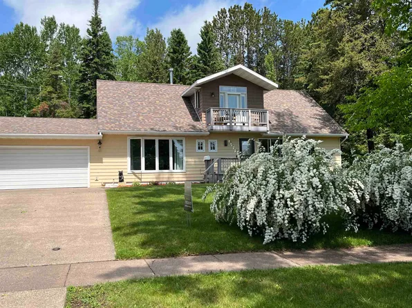 61 Adams Blvd, Silver Bay, MN 55614
