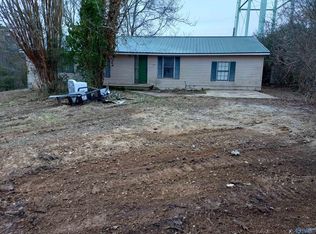 5118 Main St, Hokes Bluff, AL 35903