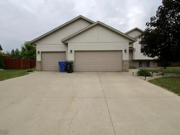 5532 14th St S, Fargo, ND 58104