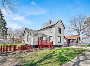 526 Morton Ave, Aurora, IL 60506