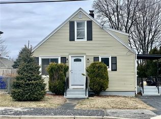 22 Pembroke Ave, Pawtucket, RI 02860