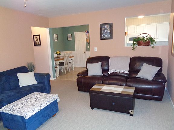 4th image of 135 S Highland Ave APT 1B5