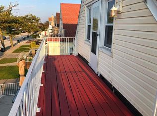 225 W Hudson St, Long Beach, NY 11561