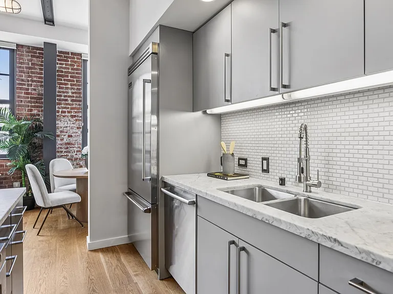 2101 Bryant St #205 — Photo 3