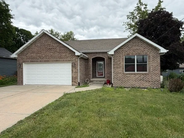 307 W Main St, Gardner, IL 60424