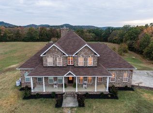 795 Fosterville Rd N, Bell Buckle, TN 37020