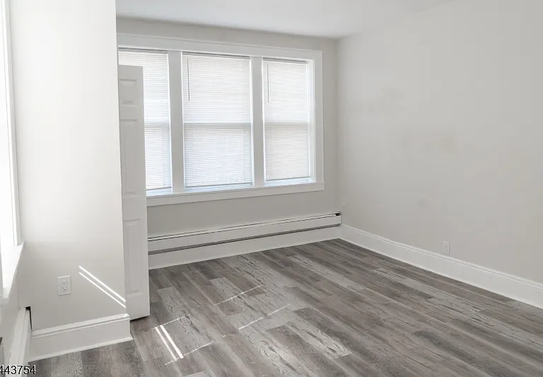 57 Glenridge Ave #3R — Photo 6