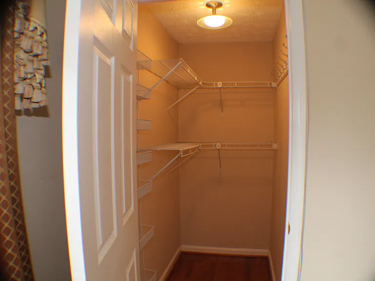 8008 Tyson Oaks Cir — Photo 18