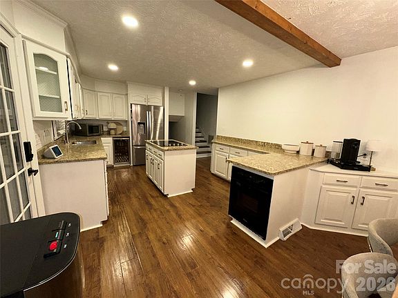 5th image of 8224 Craighead Rd
