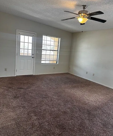 240 Val Verde St #B — Photo 10