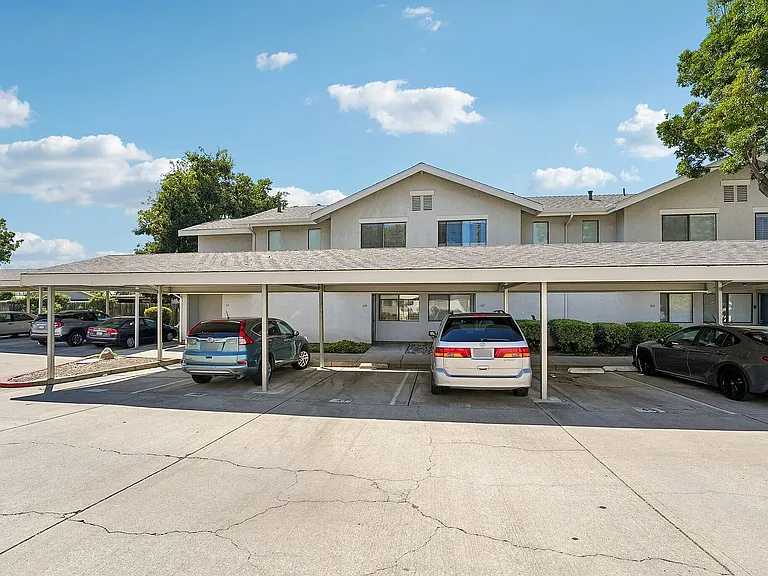 1-web-or-mls-403-425 Junction Ave 109A-S1807-001