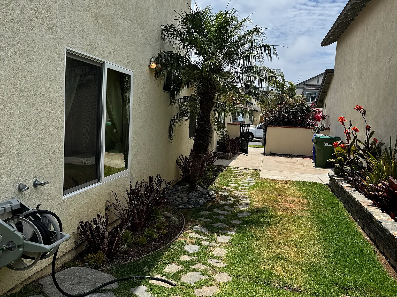 1232 Saint Helene Ct — Photo 3
