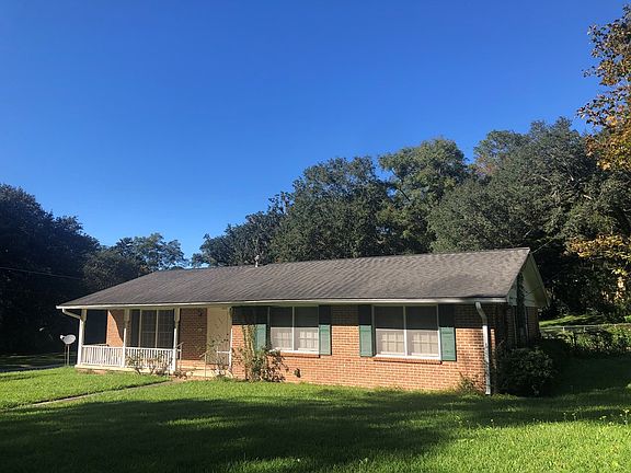 2nd image of 1616 Salmon Dr #1