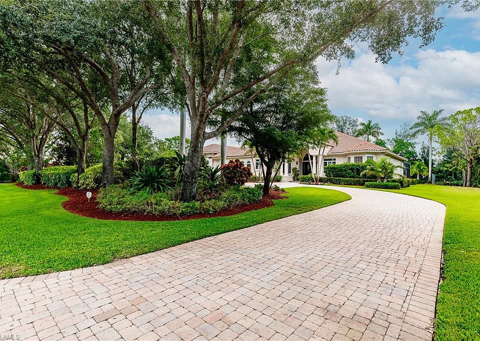 678 Carica Rd, Naples, FL 34108 MLS 222078893 Zillow