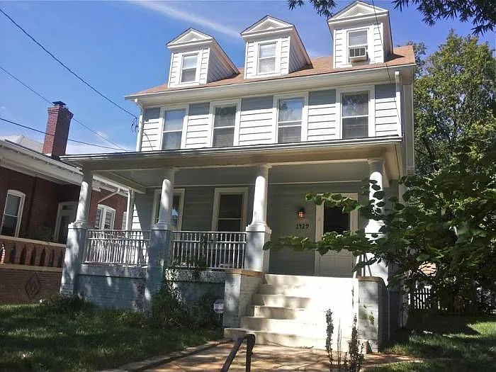 1429 Montague St NW photo 1
