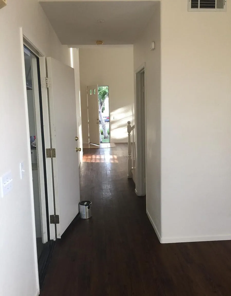208 Inez Way — Photo 3