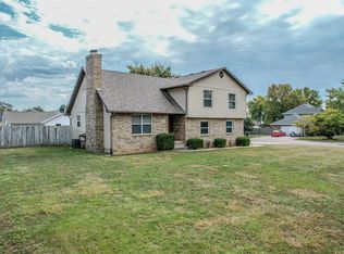 2042 King James Rd, Lebanon, MO 65536
