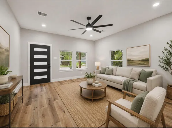 2338 Lidstone St, Houston, TX 77023