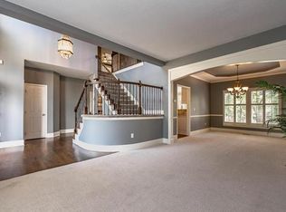 21310 W 81st Pl, Lenexa, KS 66220