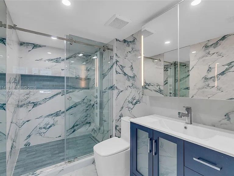 1155 Brickell Bay Dr #Penthouse 102 — Photo 22