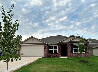 7106 SW Chestnut Hill Rd, Bentonville, AR 72713