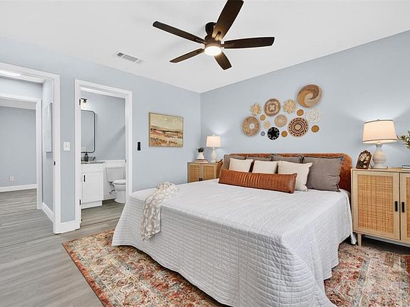 4th image of 11511 Paperwood Pl