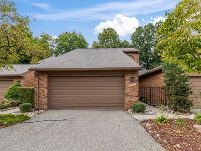 1810 Reis Ct, Rochester, MI, 48309