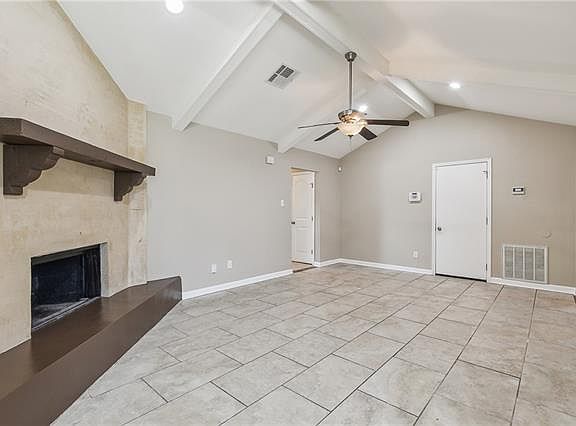 4th image of 2709 Yorktowne Dr
