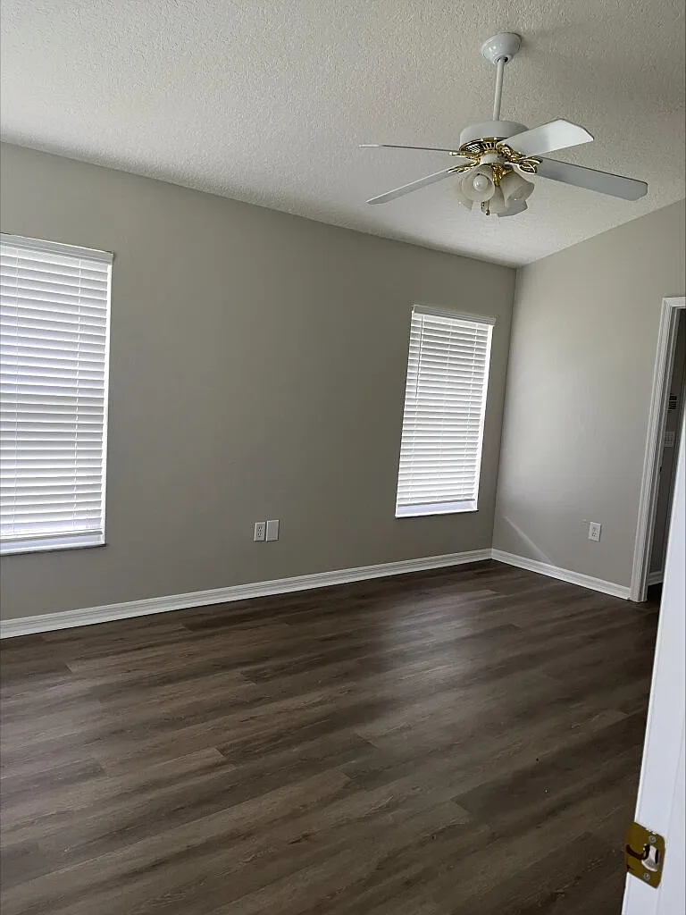 3 bed, 1235 sqft, $2,500 — Photo 4