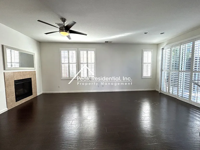 9196 Cortina Cir — Photo 5