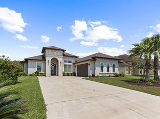 85 Golf House Rd, Laguna Vista, TX 78578