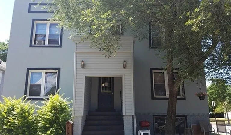 2005 Dewey Ave #7 — Photo 12