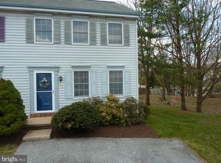 50 Cranfield Ct, Elizabethtown, PA