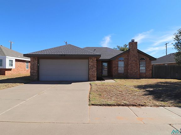 2nd image of 2909 Holmberg Dr