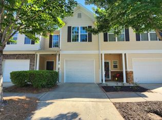 4620 Beacon Ridge Ln, Flowery Branch, GA 30542