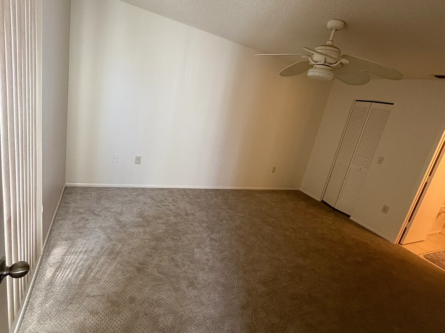 2 bed, 912 sqft, $1,400 — Photo 4