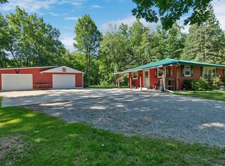 W13185 Ranch Rd, Crivitz, WI 54114