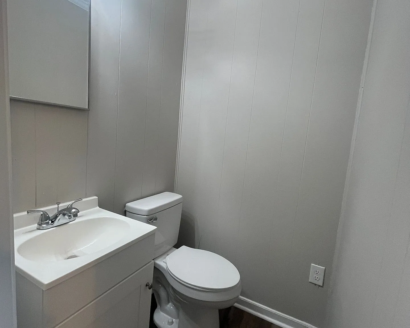 269 Woodruff St — Photo 1