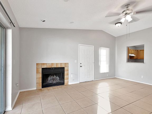 5th image of 1212 Coolmont Dr