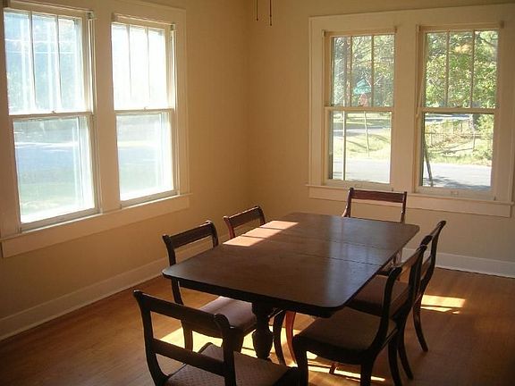 2nd image of 112 Browning Ave