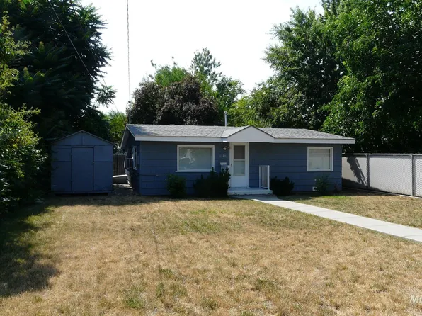 1140 McCarroll St, Clarkston, WA 99403