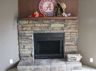 9810 Nichols Lake Rd, Milton, FL 32583