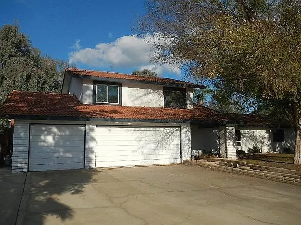 441 W Paul Ave, Clovis, CA 93612